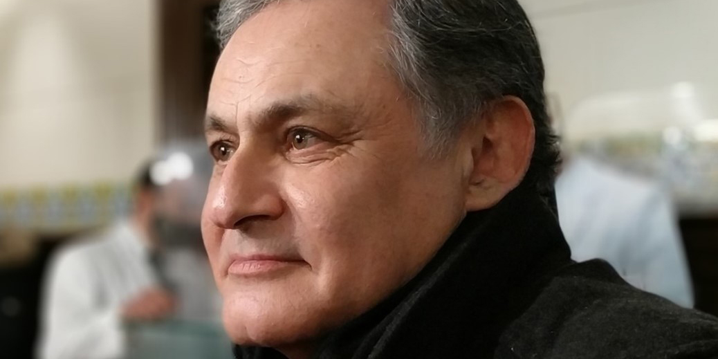 Retrato de Jorge Arroyo. Fotografía: R. Zeledón